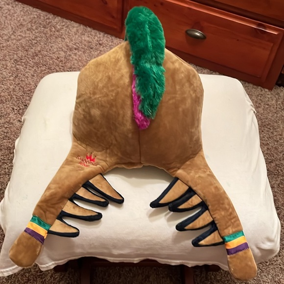 New Orleans Pelicans NBA Mardi Gras Plush Hat - Picture 3 of 4